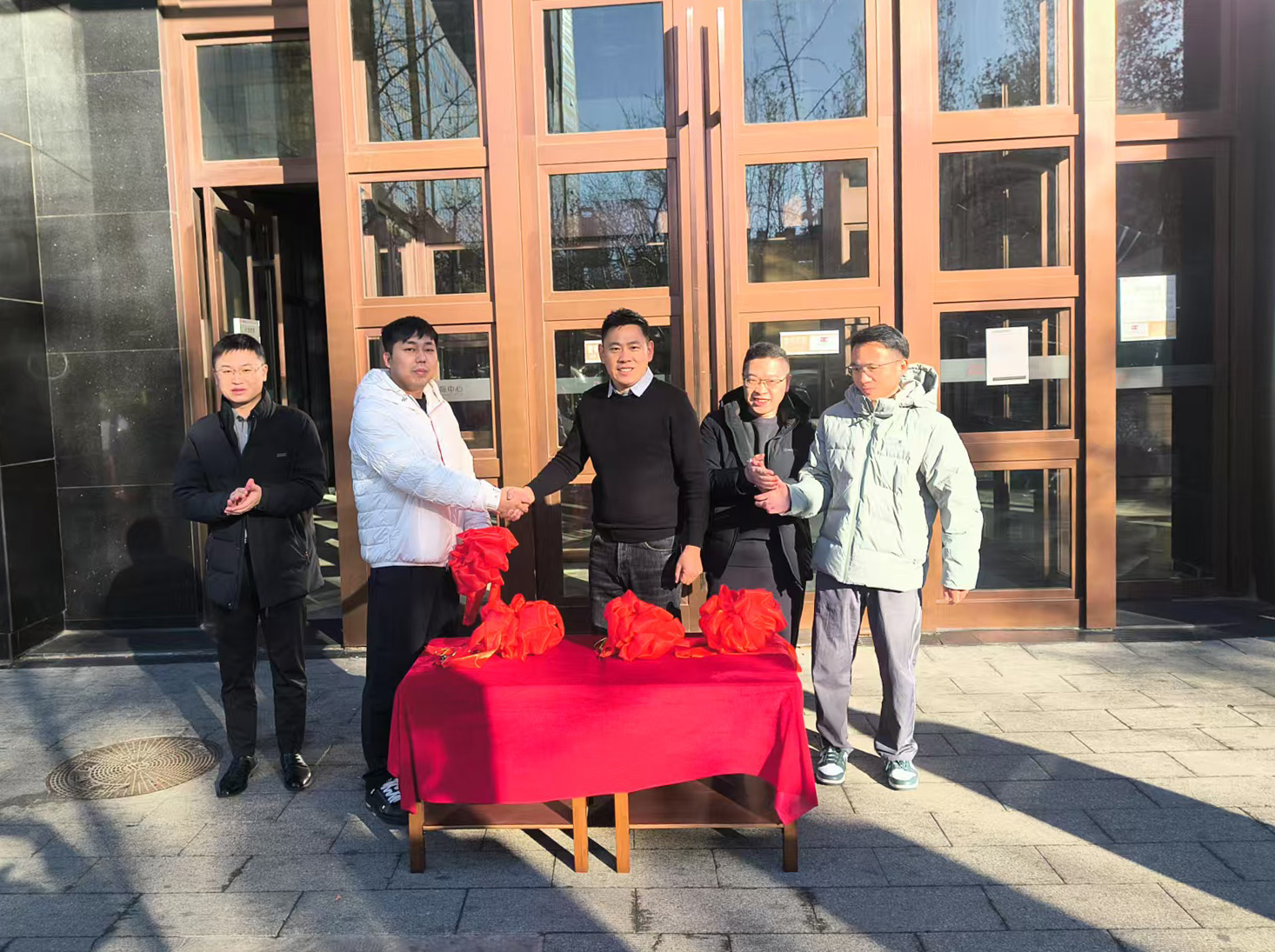 2025122610864260.jpg 12.jpg